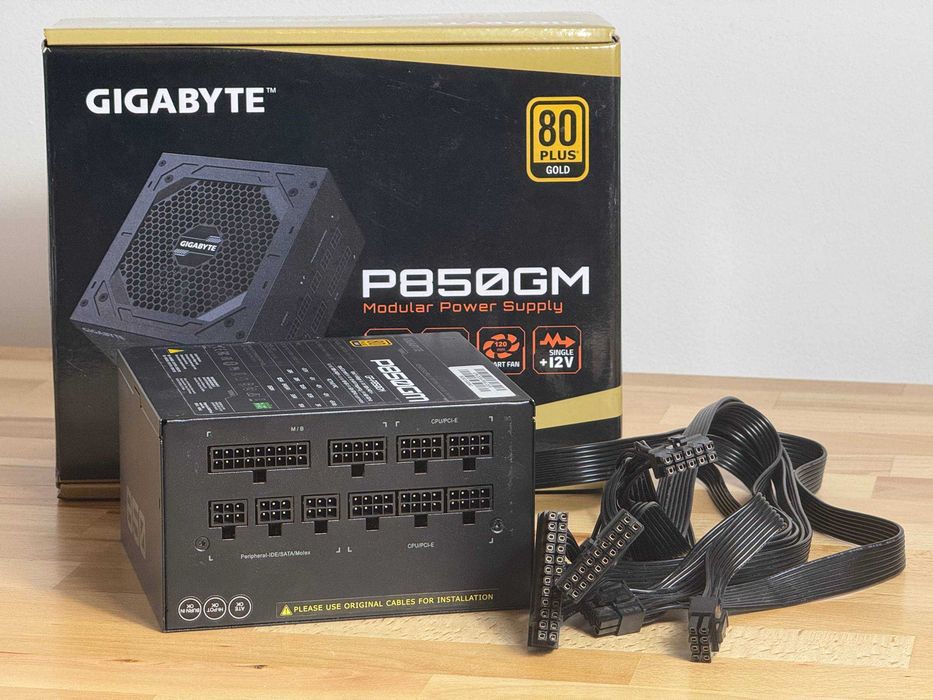 Sursa Gigabyte P850GM 850W 80 Plus Gold Modulara (Rev 2.0) - Impecabila, Full Box