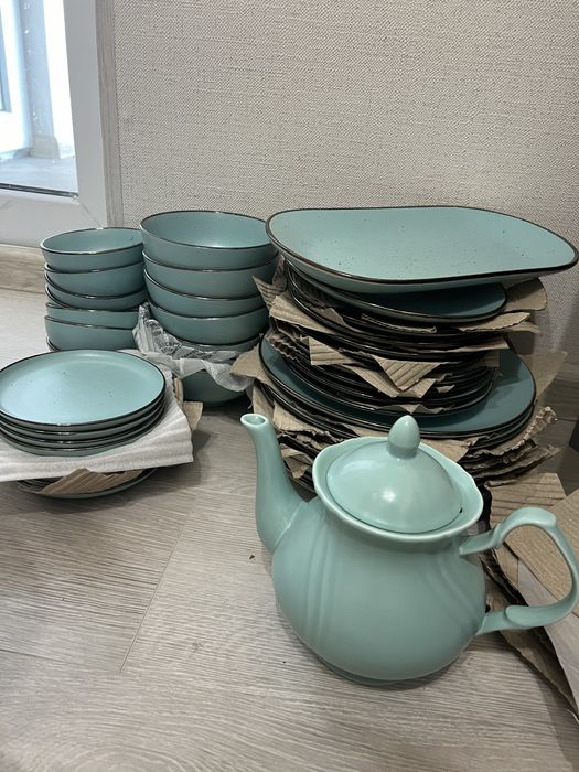 Сервис посуда набор голубого оттенка