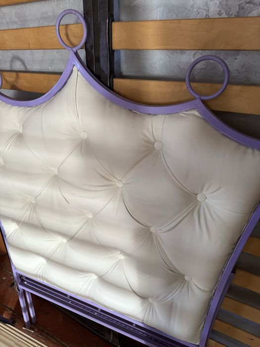 Продам кровать 1.5