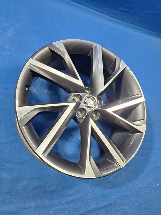 1 Janta Aliaj 5x112 20'' OEM SKODA Kodiaq RS - 8J ET 41 NOUA !