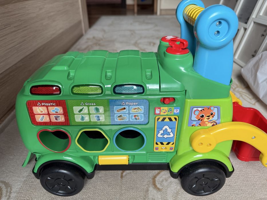 Промо цена!Играчка Vtech интерактивен камион за рециклиране