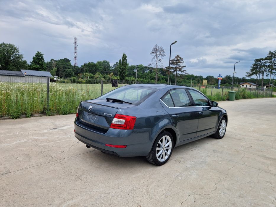 SKODA Octavia 2015 — imagine 3