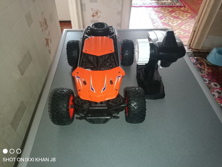 Продам радиоуправляемые машины