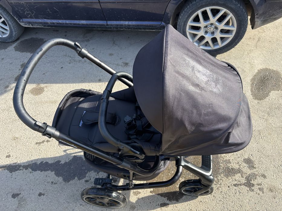 Продам каляску бренда Easywalker