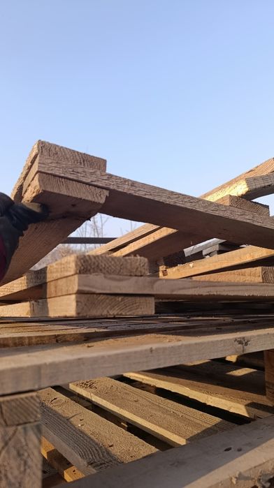 Палет бушные продам.