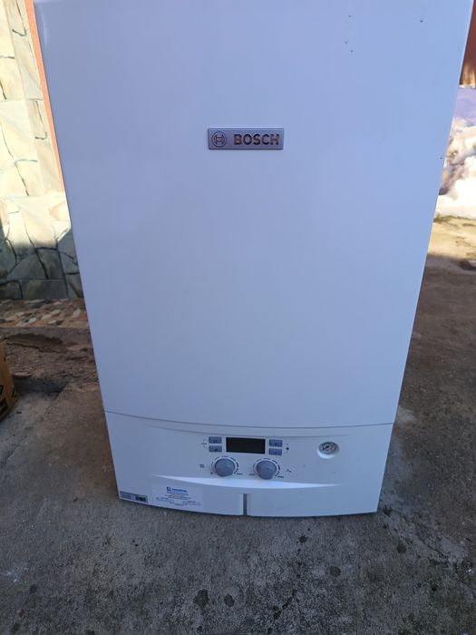 Vând  Centrala defecta