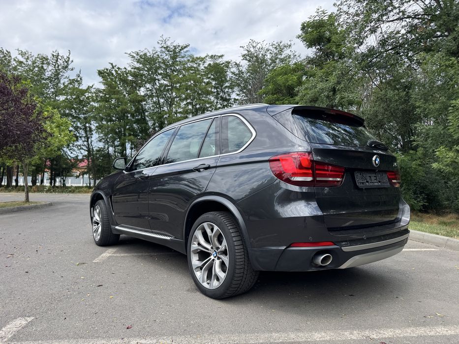 * BMW X5 F15 30d xDrive Exclusive**