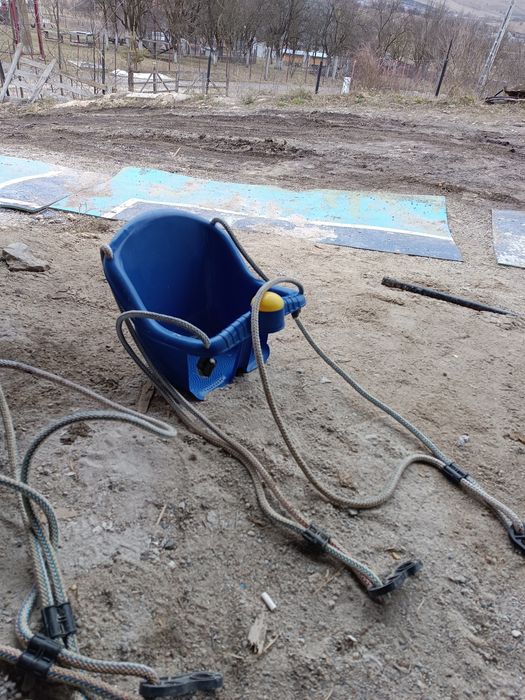 Scaune plastic cu claxon pentru bebelusi