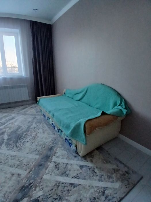 Диван сатылады срочно.