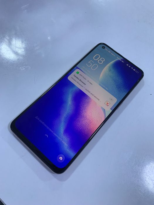 Смартфон Oppo Reno 5