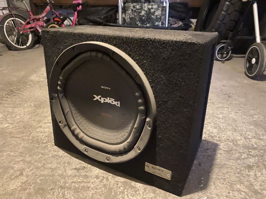 Продам Сабвуфер SONY