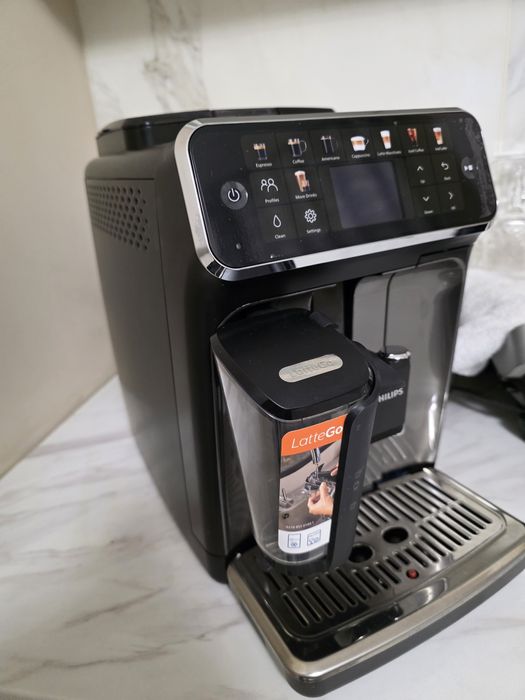Expressor cafea Phillips 5500