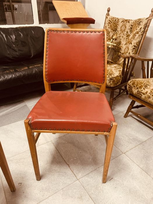 Чифт скандинавски трапезни столове