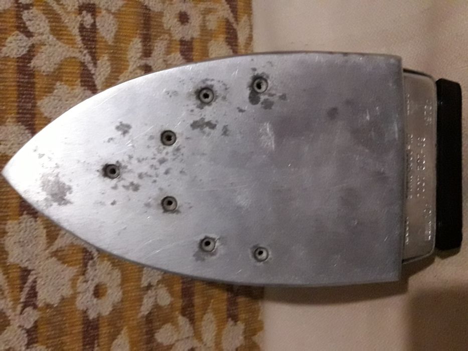 Утюг советский. Доставка.