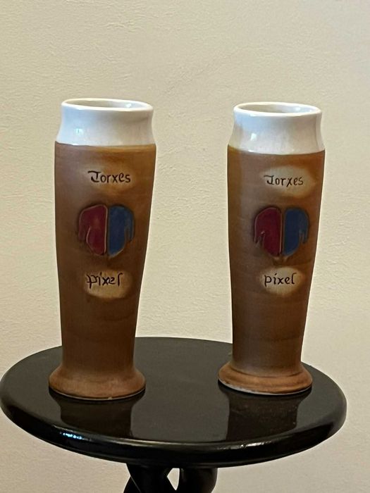 Doua piese ceramice Franta marcate bibelouri bibelou figurina ieftine