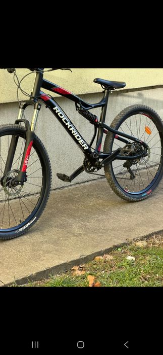 Vând bicicletă rockrider