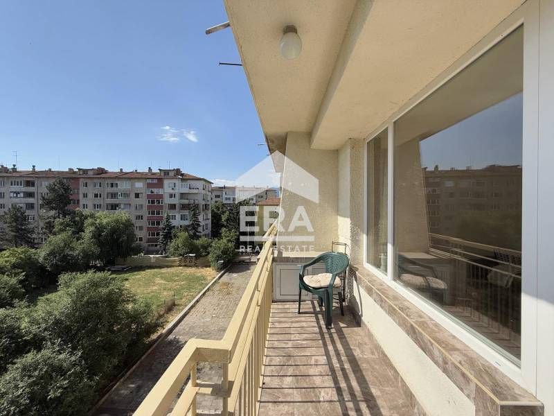 Продава се Тристаен апартамент в София, Гео Милев - 82 кв.м за 3903 €/кв.м - Снимка #1