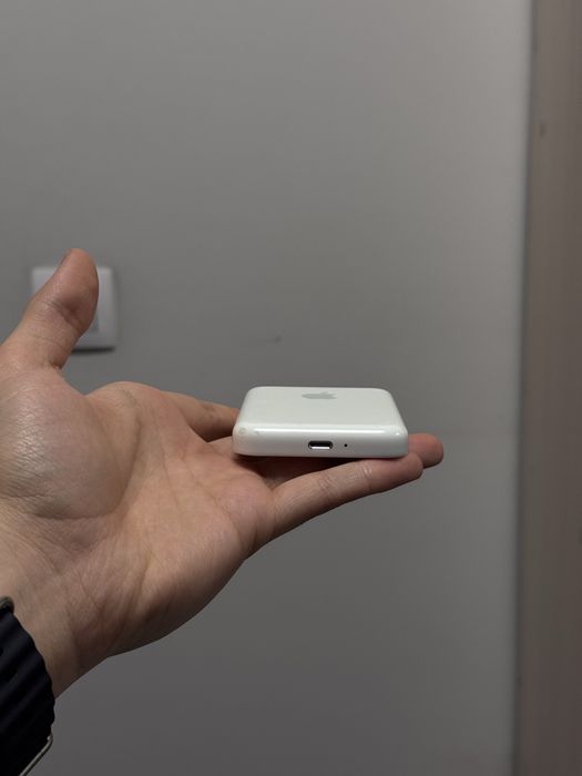Apple magsafe Battery pack
