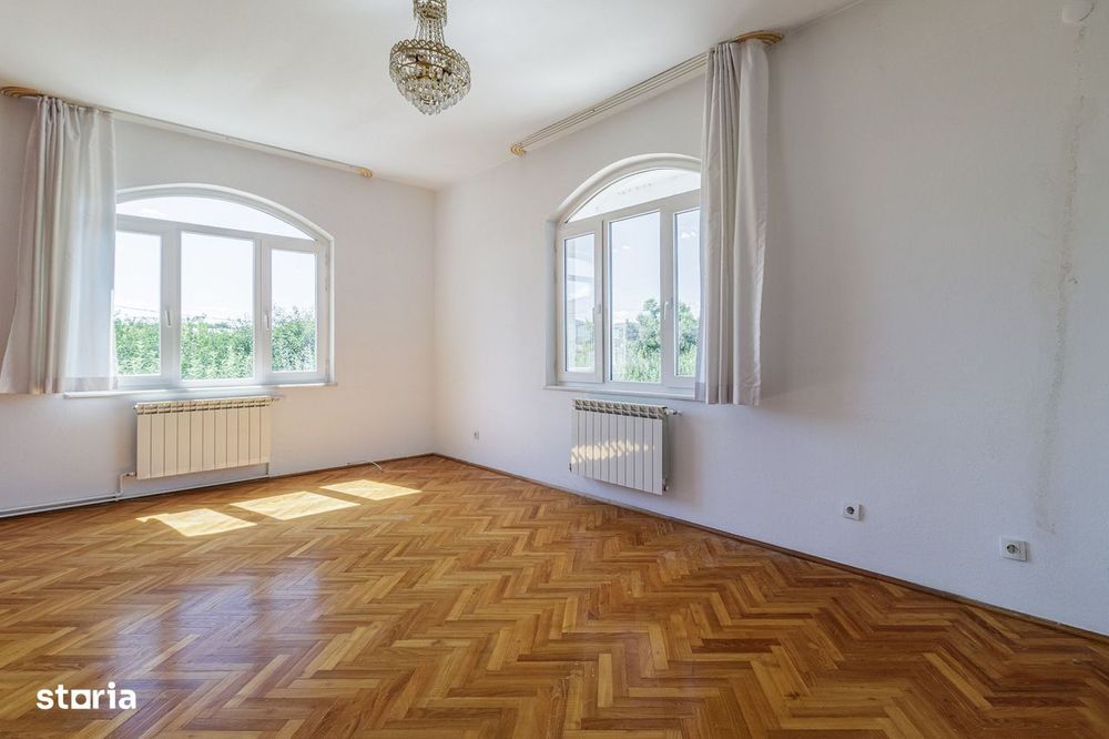 Domeniu privat 5.000 mp, cu reședință de 625 mp și piscină, Corbeanca