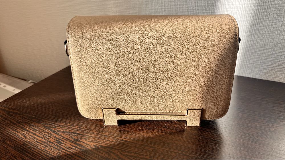 Продам сумку от фирмы serginetti