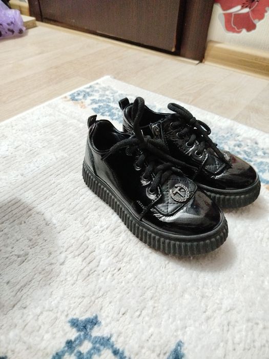 Туфли почти новые