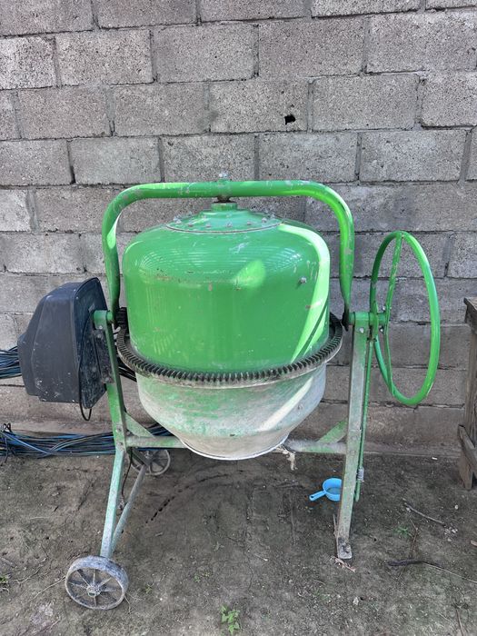 Продам бетономешалка