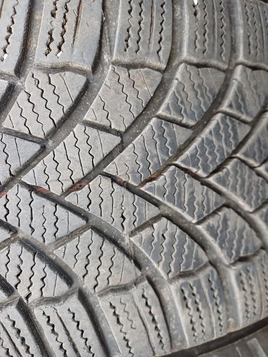 Гуми 205/55/17 Бриджстоун