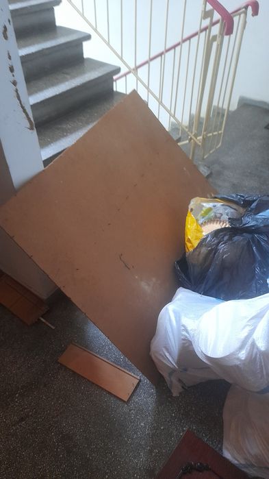 Debarasare în tot Bucureștiul în toate sectoarele sunați firma autoriz