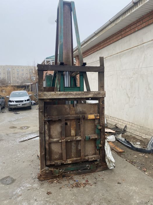 Пресс для макалату