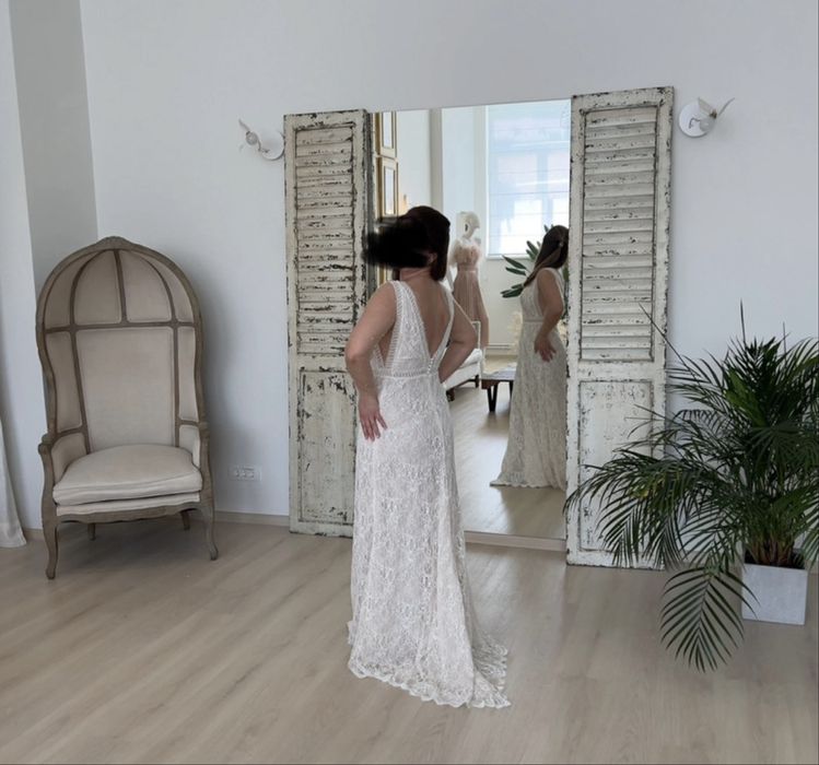 Rochie de mireasa din dantela cu trena detasabila/ DIVINE Atelier/ M