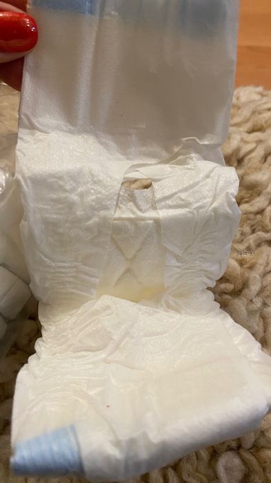 Подарявам памперси за малкикученца и котенца. Резервирани !