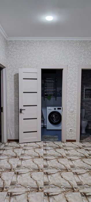 5 каватли домнинг 3 каватида 2 хонали квартира ижарага берилади