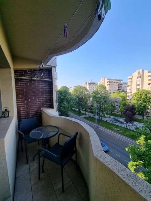 Închiriez apartament 2 camere ultracentral
