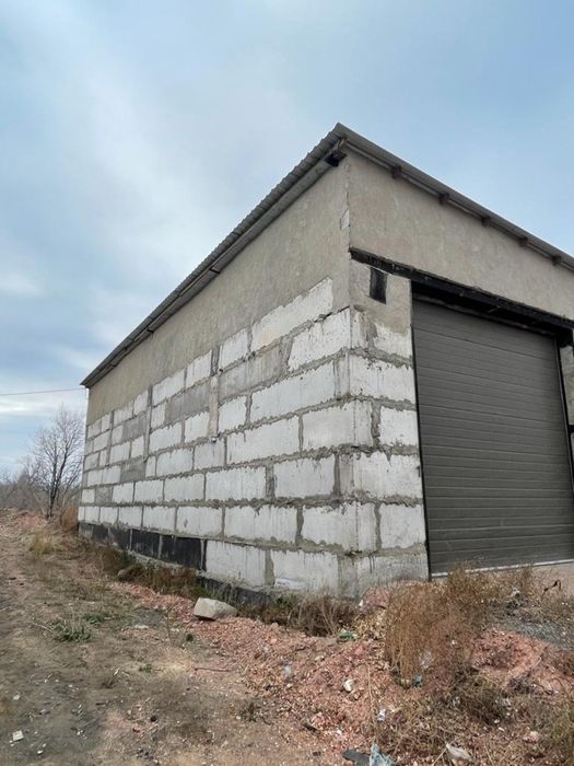 Автомобильный бокс