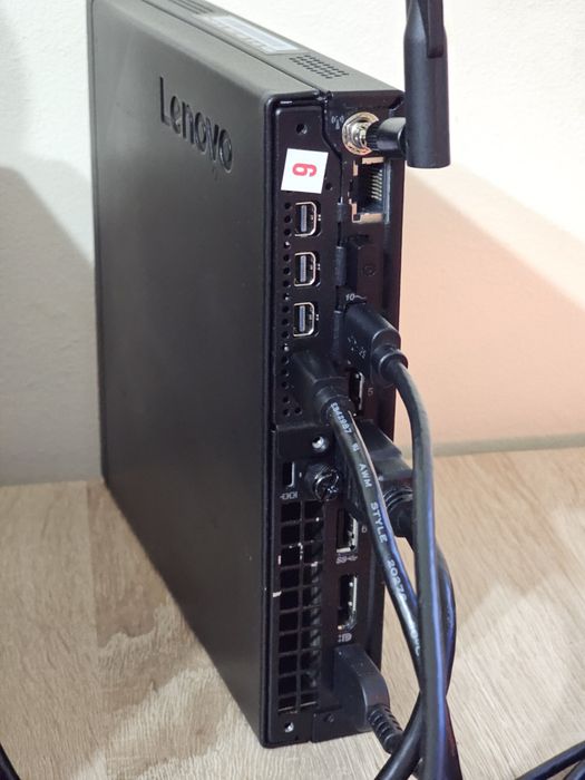 Lenovo M920q, mini pc usff cu placă video dedicată