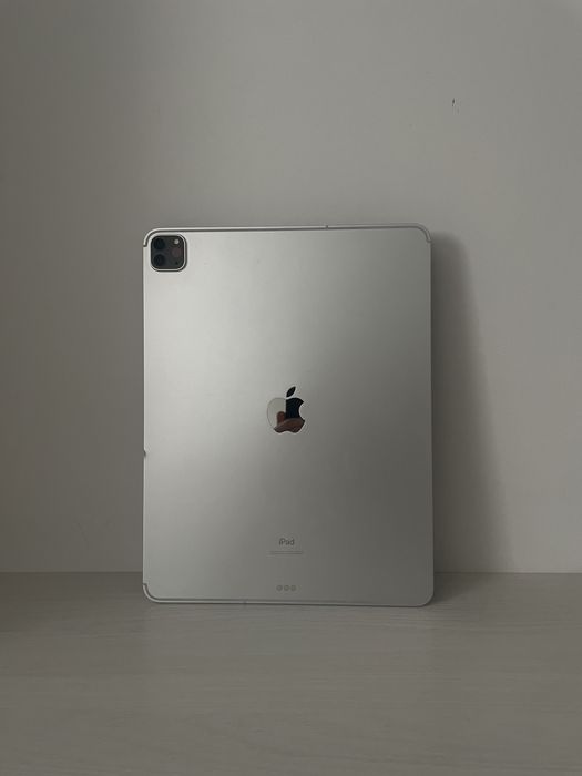 Продам ipad pro 4 поколение 12”9 с подержкой сим карты