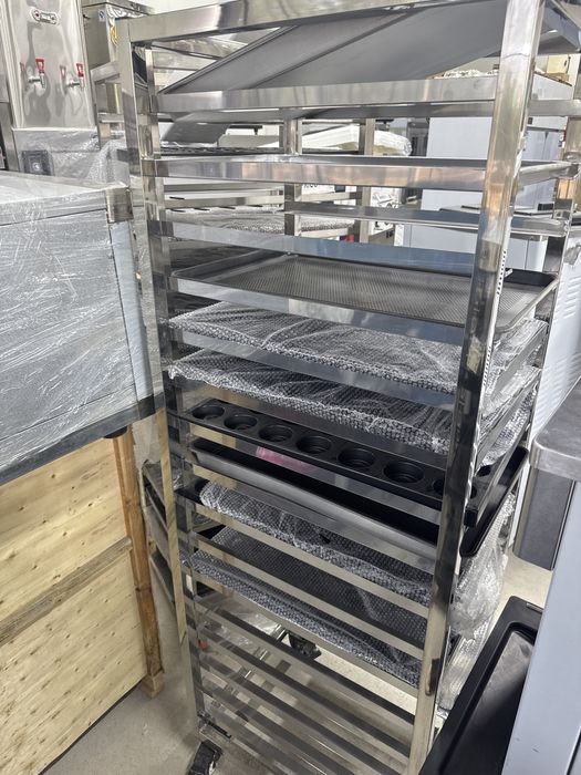 Arava plastik va nerjaveykalik ovqat va patnoslar uchun