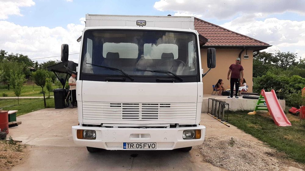 Camion apicol omologat Mercedes 814