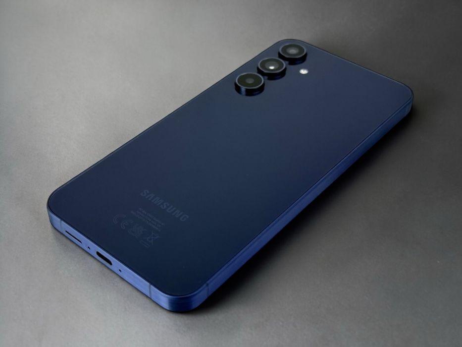 Samsung Galaxy A55 128GB 8RAM Navy Перфектен