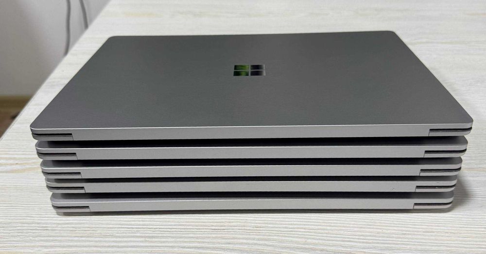 Microsoft Surface Laptop 4 Silver 13.5 2K IPS Sensor R5/16GB/256GB Nvm