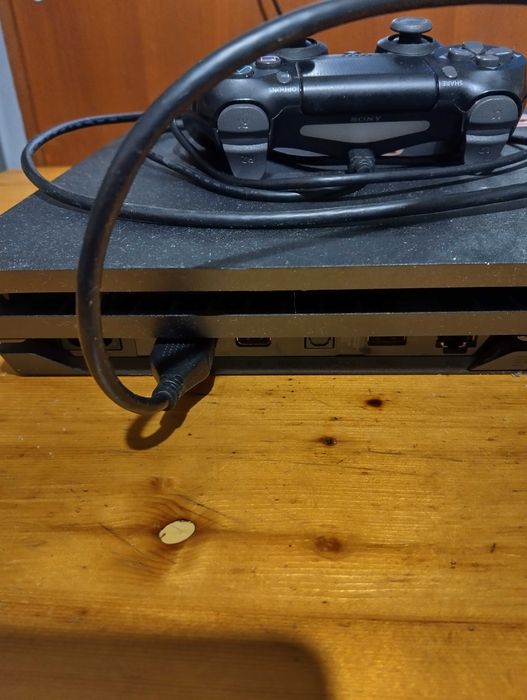 PS4 PRO топ параметри за модела не е крактнато има и бонуси към него