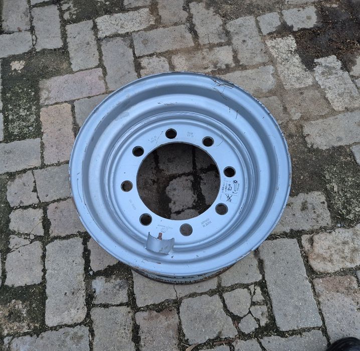 Jante R18 11x18 - ET35 - 8 gauri