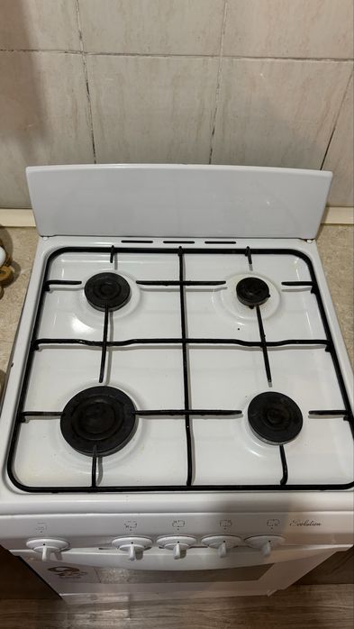 Газовая плита продам