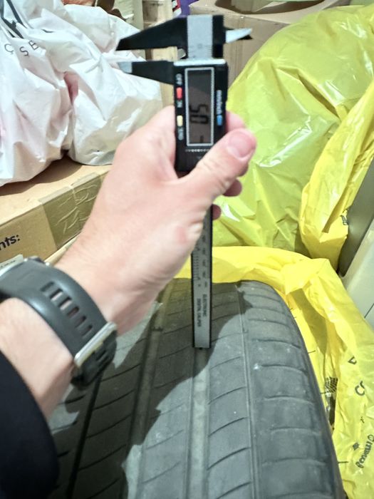 Летни гуми 245/45/18 Michelin Primacy 3 2020година runflat перфектни