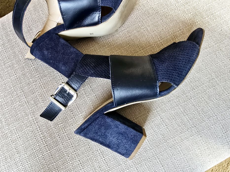 Sandale bleumarin