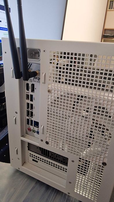 PC Gaming Ryzen 5 7600X RTX 5060 8GB SSD 480GB Ram 16GB DDR5 Garantie