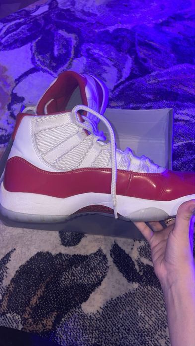 Air Jordan 11 Cherry Red