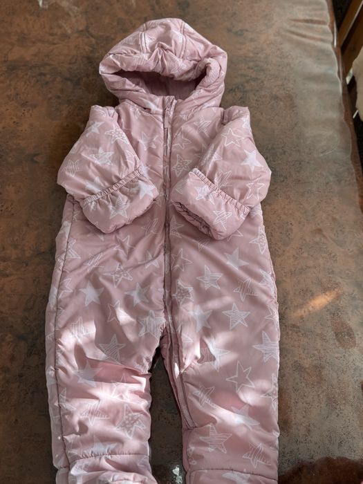 Стильный и уютный комбинезон демисезонный