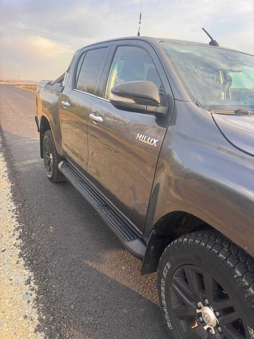 TOYOTA Hilux 2017 — imagine 5
