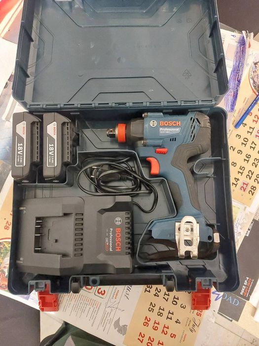 Акомулаторен ударен гайковерт PRO gdx 180-li